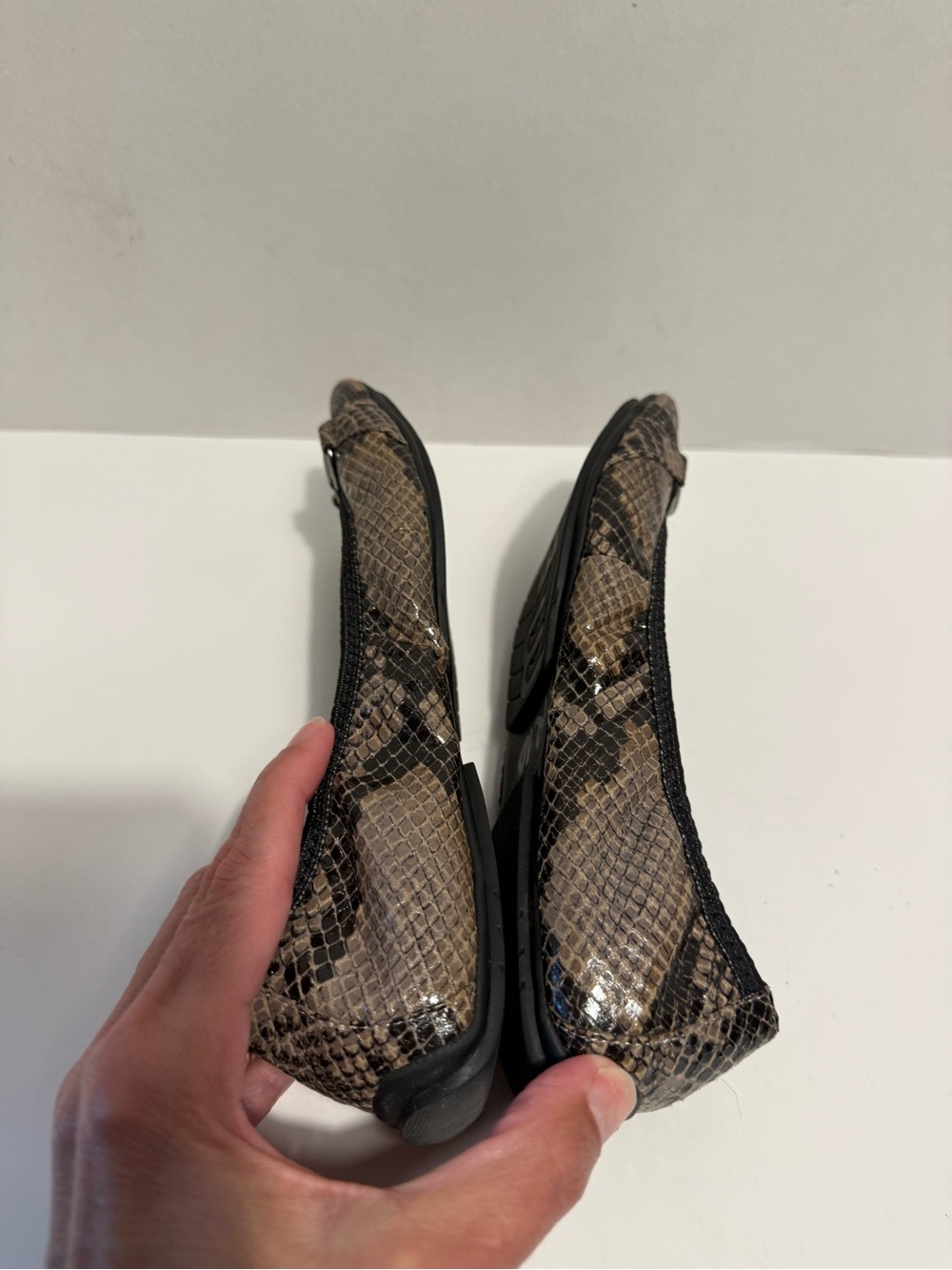Me Too black beige snake print ballet flats bow comfort ladies 9 M - Picture 4 of 6